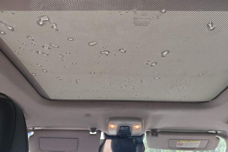 Used Volvo XC60 2015 T5 AWD Zhiyuan Edition Headliner