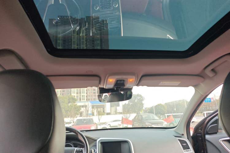 Used Volvo XC60 2015 T5 Zhiya Edition Headliner