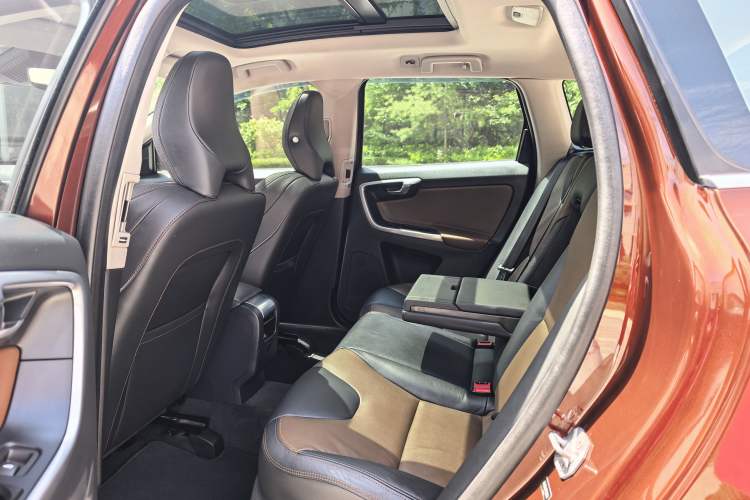 Used Volvo XC60 2015 T5 AWD Zhiyuan Edition Headliner