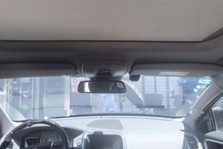 Used Volvo XC60 2015 T5 Smart Upgrade Model Headliner
