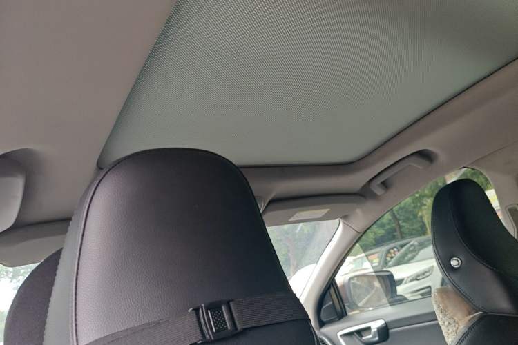 Used Volvo XC60 2015 T5 Smart Upgrade Model Headliner