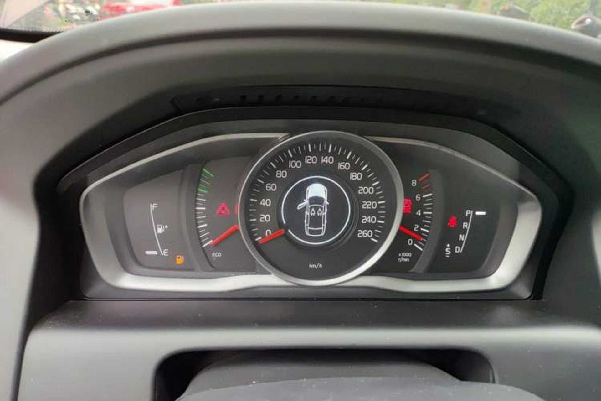 Used Volvo XC60 2015 T5 Smart Edition Instrument Cluster