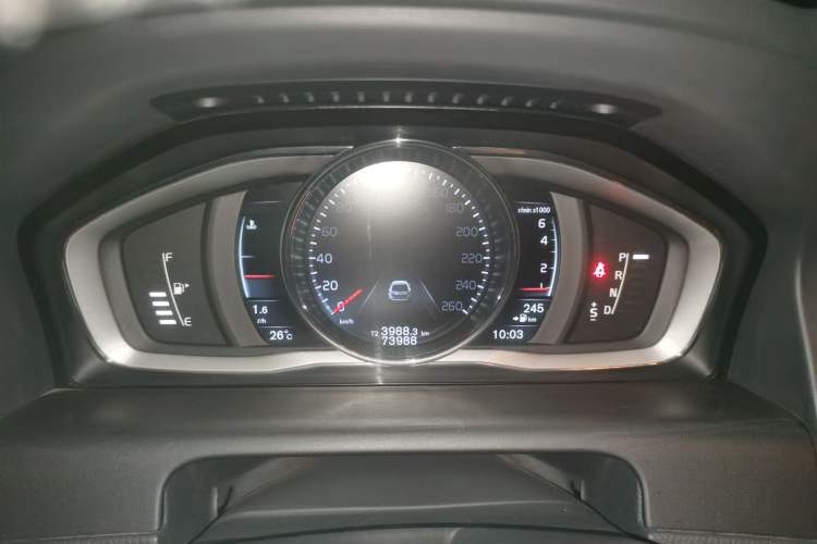 Used Volvo XC60 2015 T5 AWD Zhiyuan Edition Instrument Cluster