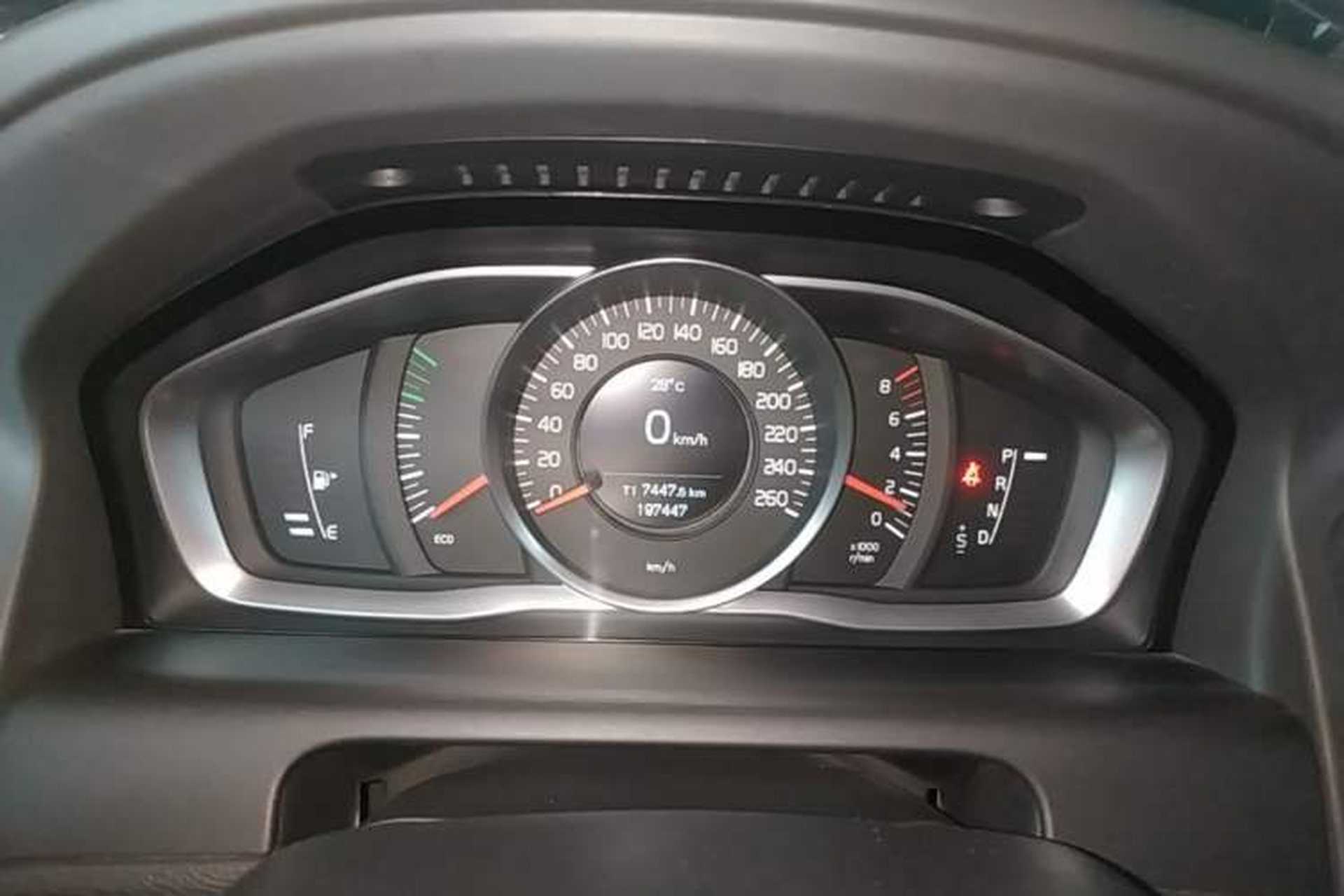 Used Volvo XC60 2015 T5 Smart Upgrade Model Instrument Cluster
