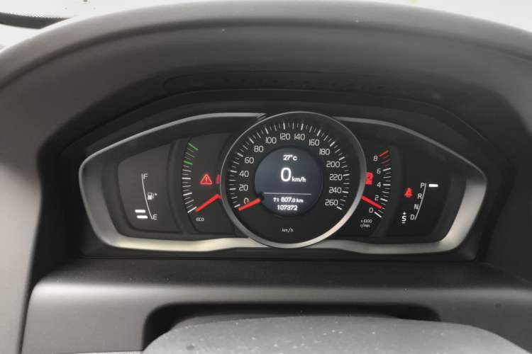 Used Volvo XC60 2015 T5 Smart Upgrade Model Instrument Cluster