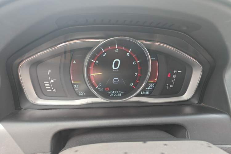 Used Volvo XC60 2015 T5 AWD Zhiyuan Edition Instrument Cluster