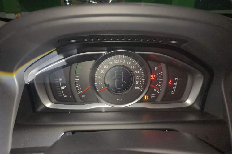 Used Volvo XC60 2015 T5 Smart Upgrade Model Instrument Cluster