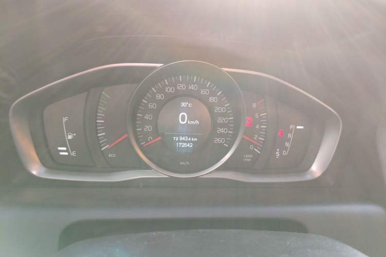 Used Volvo XC60 2015 T5 Smart Upgrade Model Instrument Cluster
