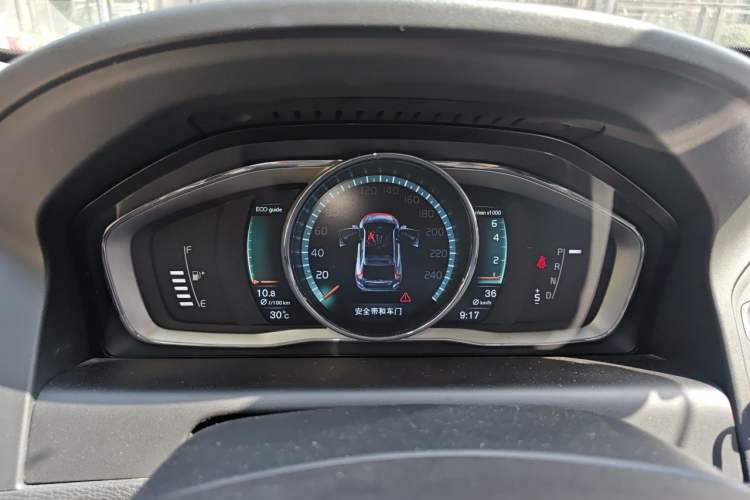 Used Volvo XC60 2015 T6 Zhiyi Edition Instrument Cluster