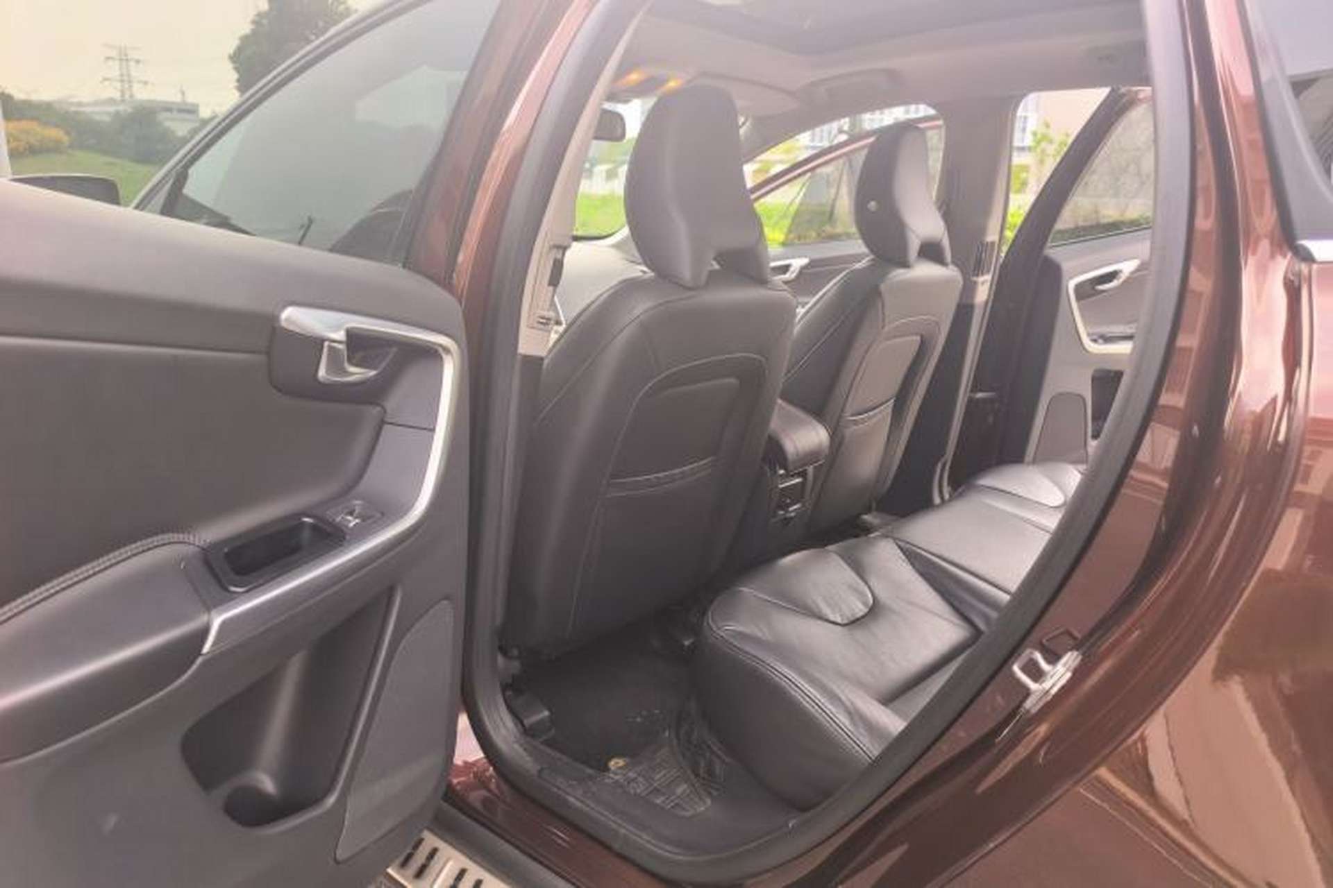 Used Volvo XC60 2015 T5 Smart Upgrade Model Interior 1
