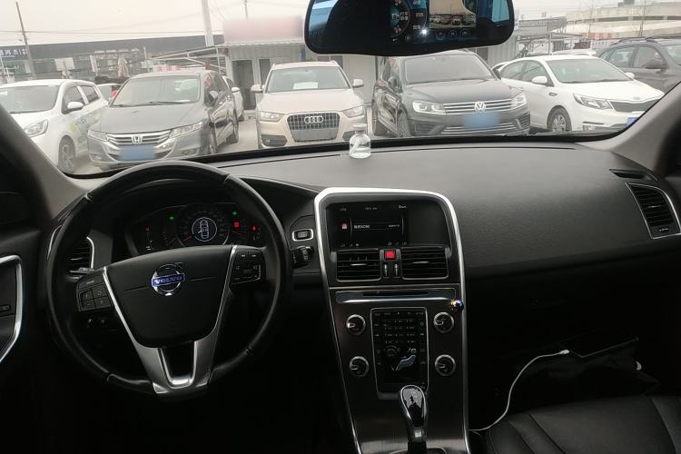 Used Volvo XC60 2015 T5 Zhiyi Edition Interior 2