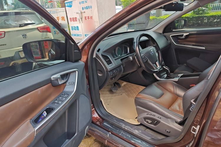 Used Volvo XC60 2015 T6 Zhiyi Edition Interior 3