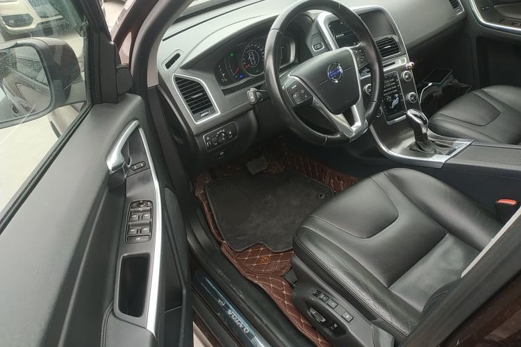 Used Volvo XC60 2015 T5 Zhiyi Edition Interior 3