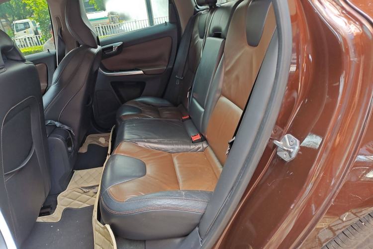 Used Volvo XC60 2015 T6 Zhiyi Edition Interior 4