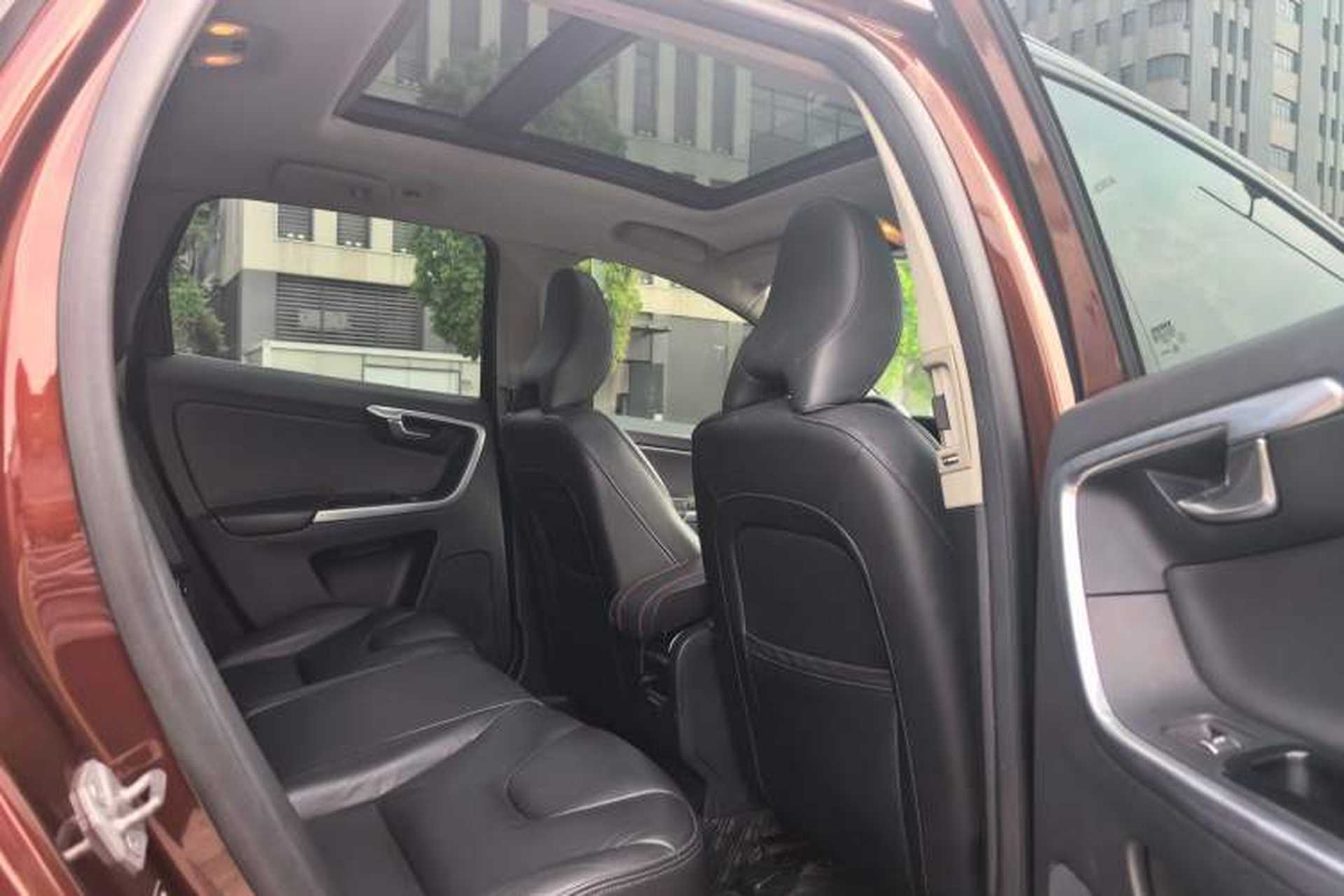 Used Volvo XC60 2015 T5 Smart Upgrade Model Interior 6