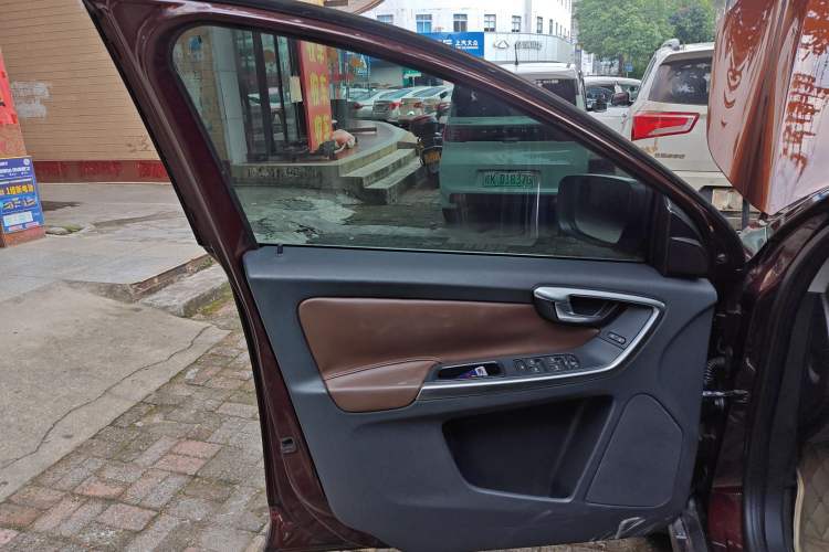 Used Volvo XC60 2015 T6 Zhiyi Edition Interior 7