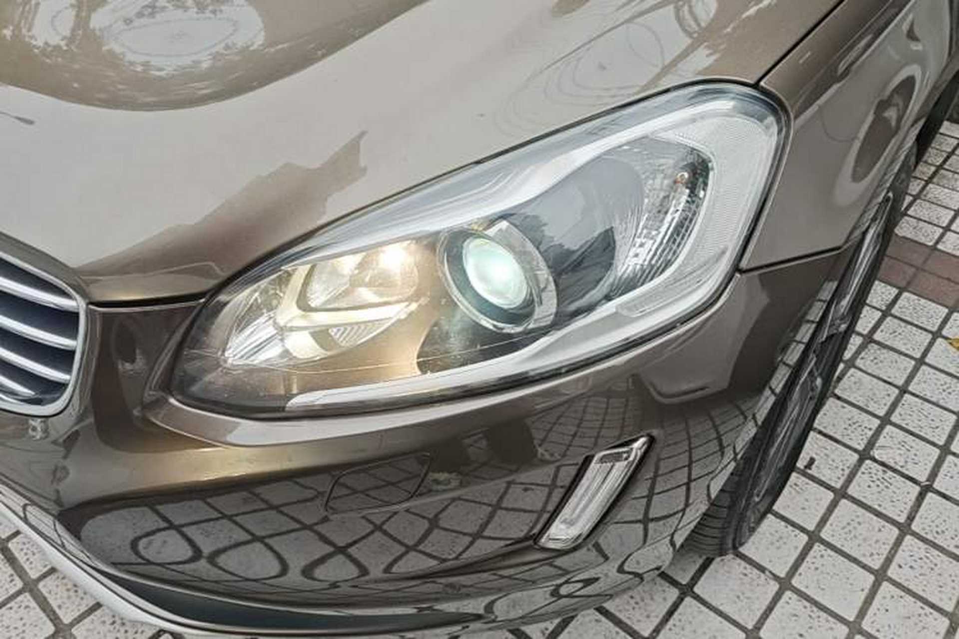 Used Volvo XC60 2015 T5 AWD Smart Drive Edition Left Front Headlight