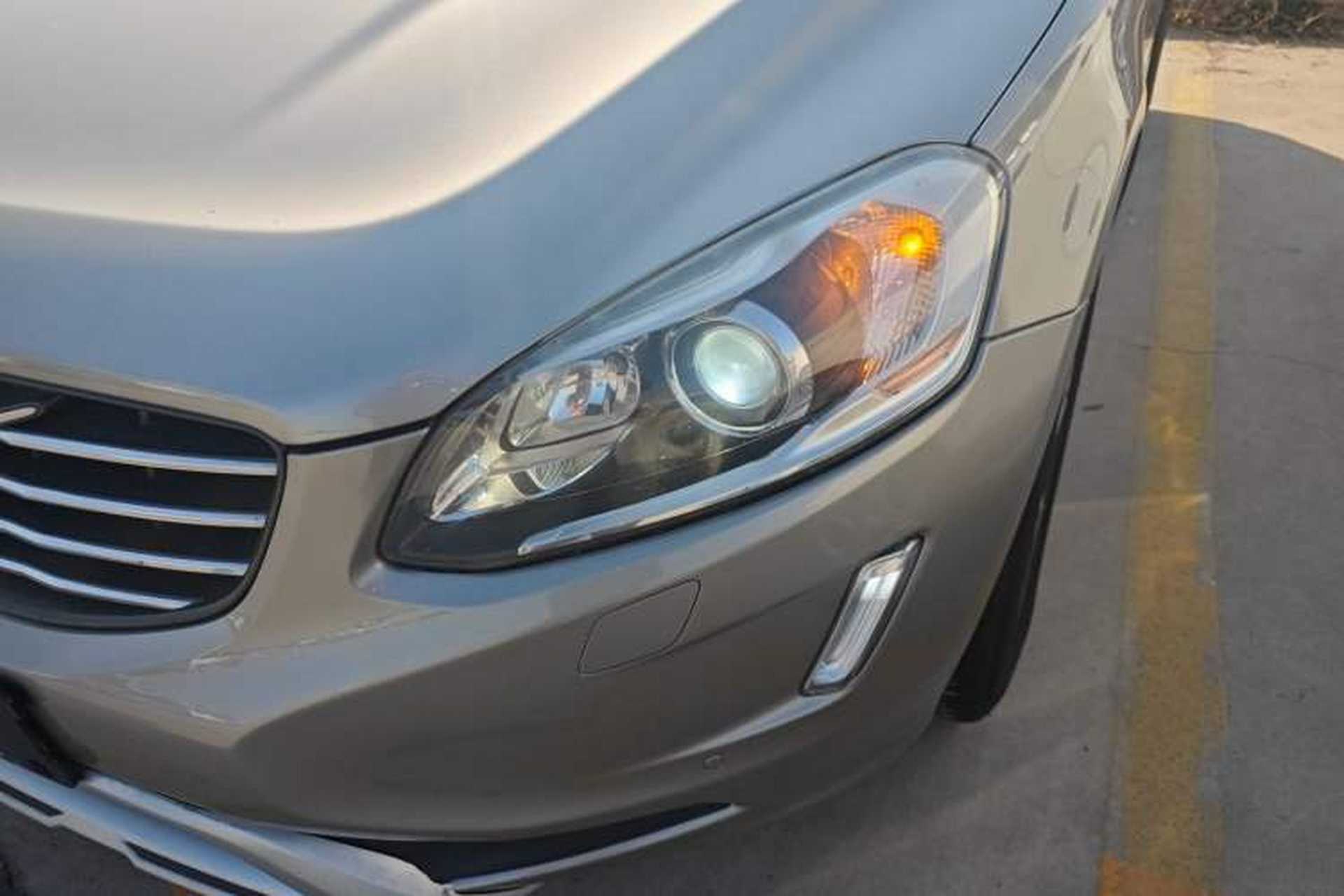 Used Volvo XC60 2015 T5 Zhiya Edition Left Front Headlight