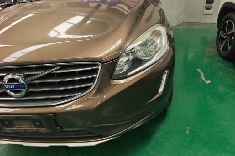 Used Volvo XC60 2015 T5 Smart Edition Left Front Headlight