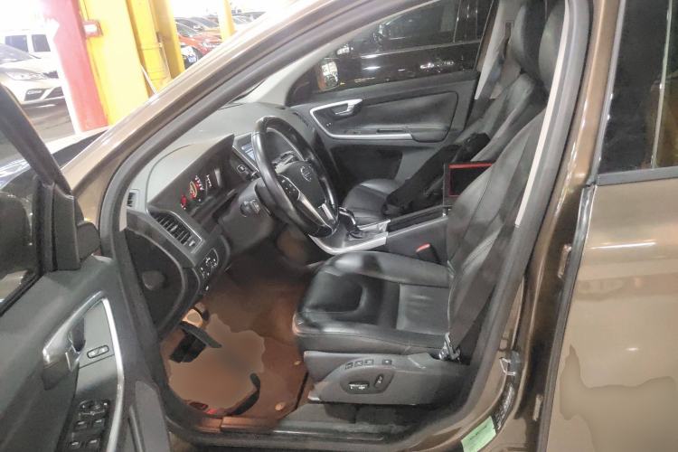 Used Volvo XC60 2015 T5 Zhiyi Edition Left Front Seat