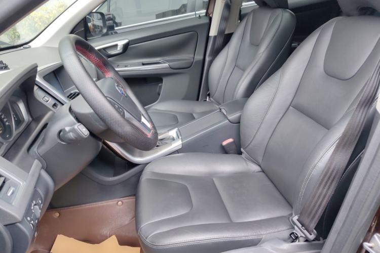 Used Volvo XC60 2015 T5 Zhiyi Edition Left Front Seat