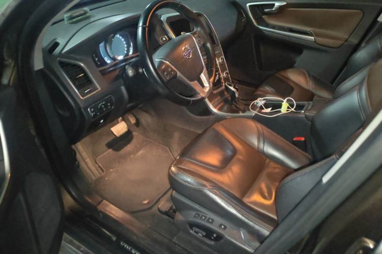 Used Volvo XC60 2015 T6 Zhiyi Edition Left Front Seat