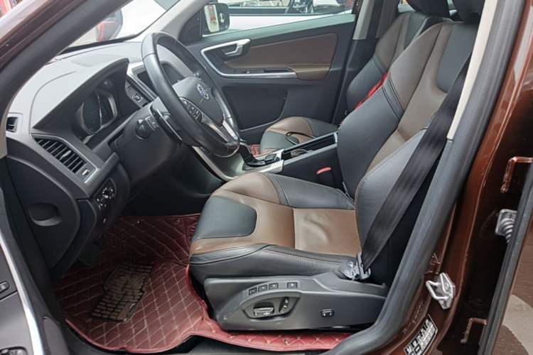 Used Volvo XC60 2015 T5 AWD Smart Drive Edition Left Front Seat