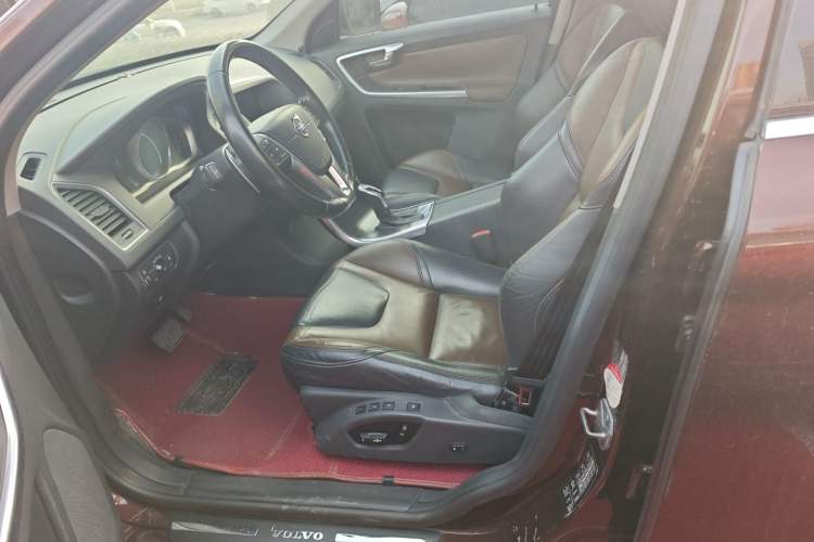 Used Volvo XC60 2015 T5 Zhiya Edition Left Front Seat