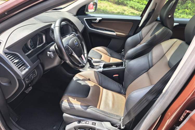 Used Volvo XC60 2015 T5 AWD Zhiyuan Edition Left Front Seat