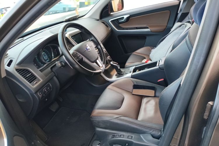 Used Volvo XC60 2015 T5 AWD Smart Drive Edition Left Front Seat