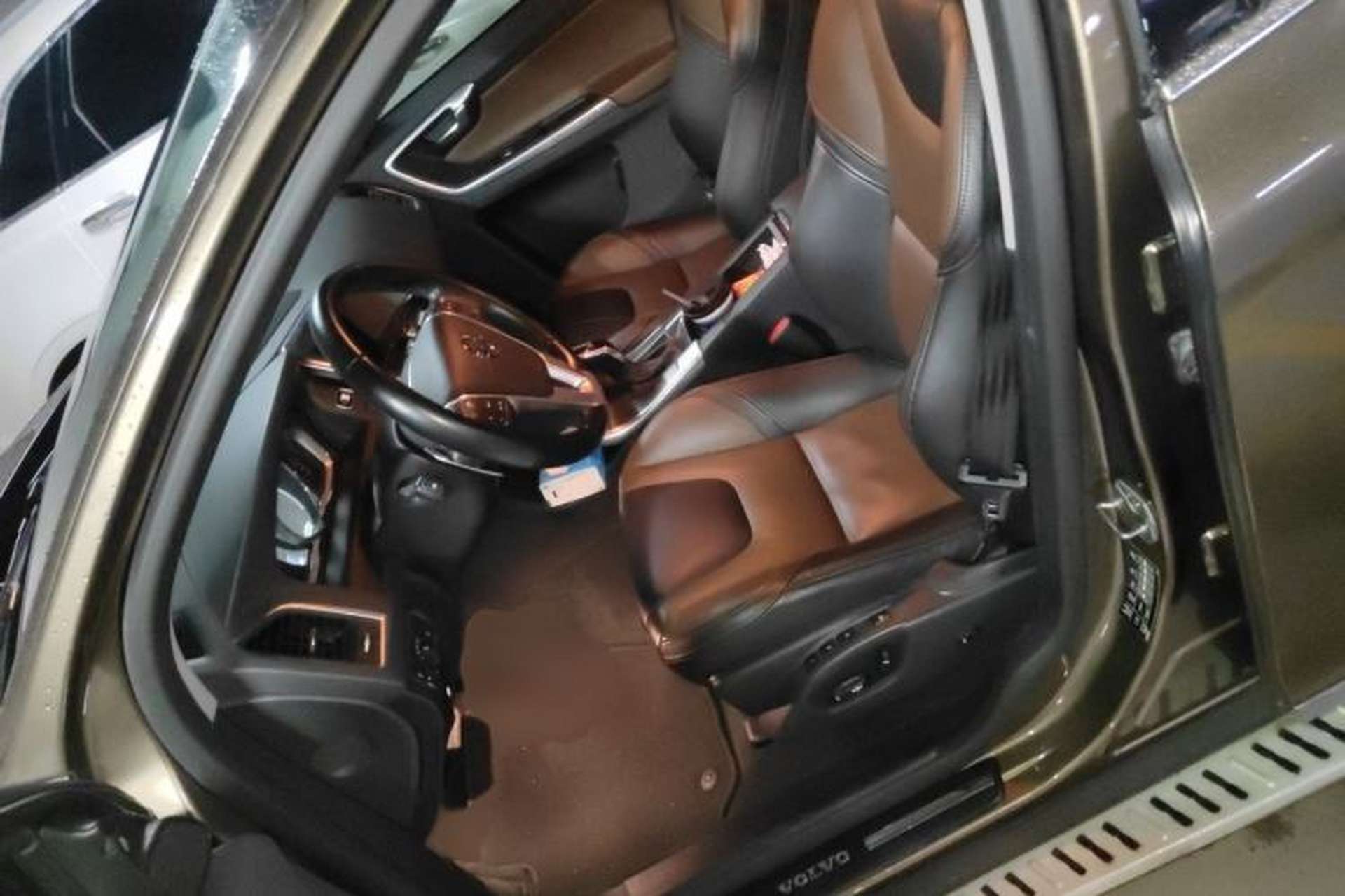 Used Volvo XC60 2015 T5 AWD Smart Drive Edition Left Front Seat