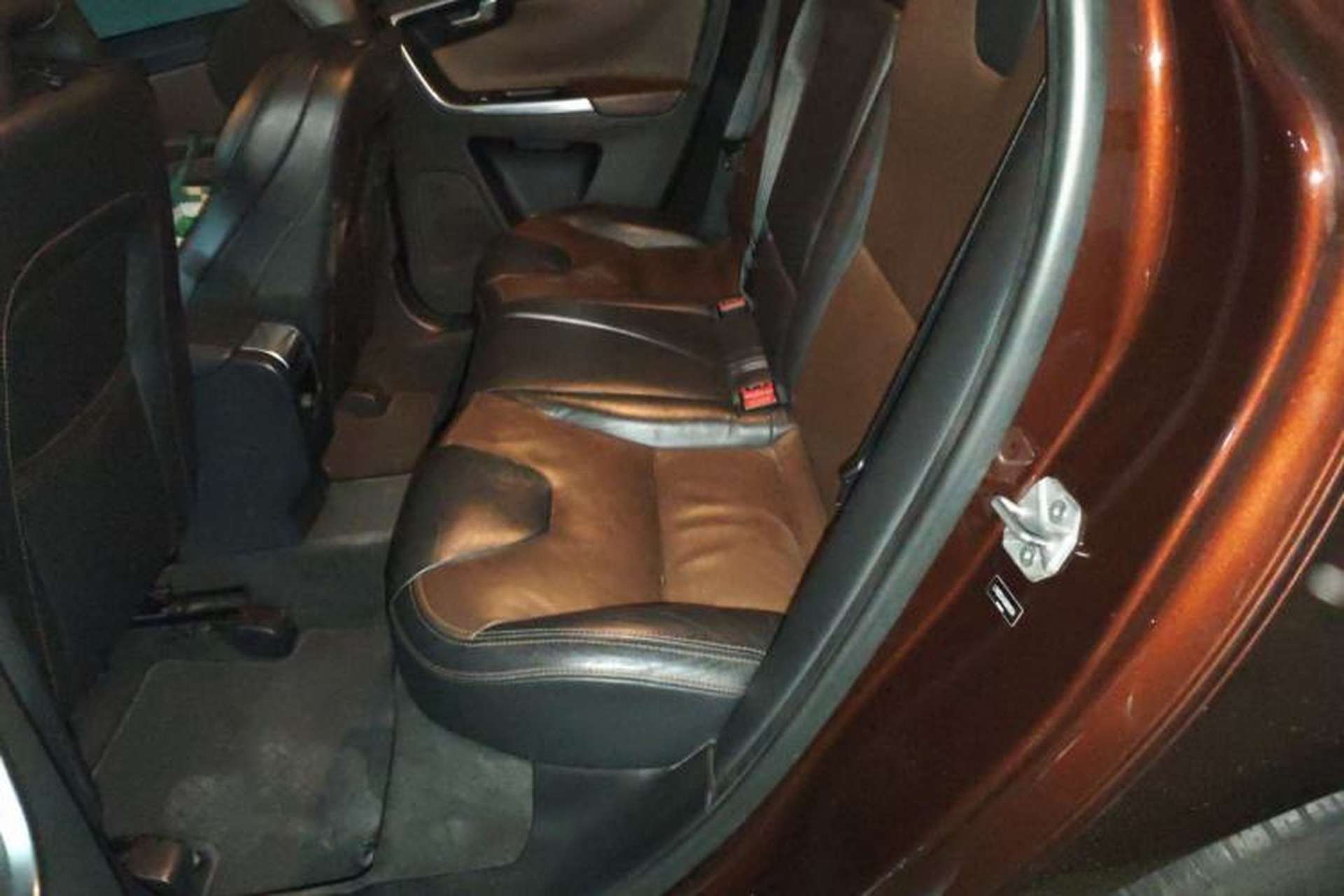 Used Volvo XC60 2015 T5 AWD Smart Drive Edition Left Rear Seat