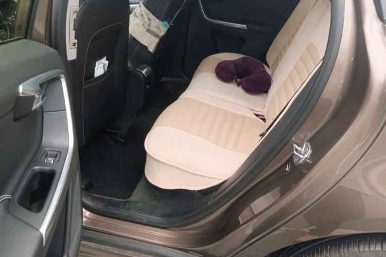 Used Volvo XC60 2015 T5 AWD Zhiyuan Edition Left Rear Seat