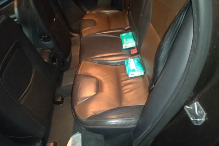 Used Volvo XC60 2015 T6 Zhiyi Edition Left Rear Seat