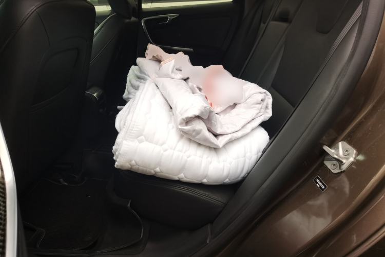 Used Volvo XC60 2015 T5 Smart Upgrade Model Left Rear Seat