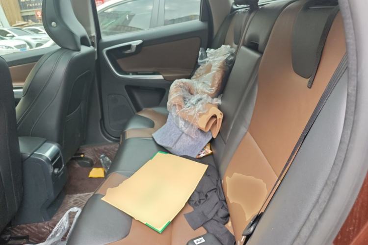 Used Volvo XC60 2015 T5 Smart Upgrade Model Left Rear Seat