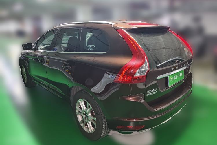 Used Volvo XC60 2015 T5 Smart Upgrade Model Rear Left 45 Deg