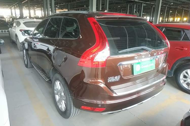 Used Volvo XC60 2015 T5 Smart Upgrade Model Rear Left 45 Deg