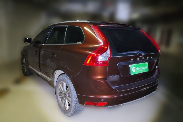 Used Volvo XC60 2015 T5 Smart Upgrade Model Rear Left 45 Deg