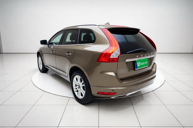 Used Volvo XC60 2015 T5 Smart Upgrade Model Rear Left 45 Deg