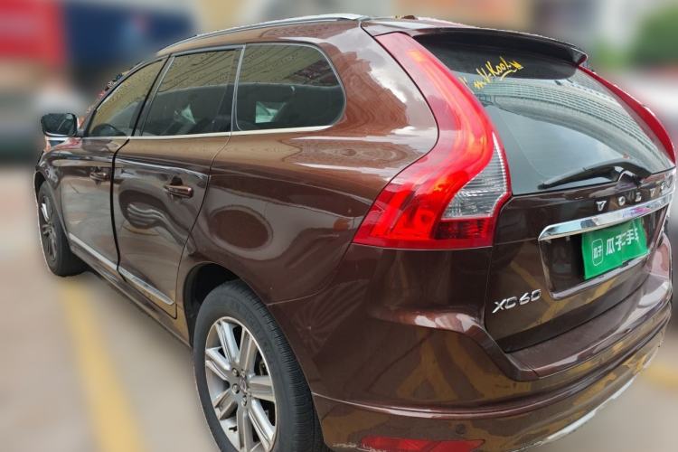 Used Volvo XC60 2015 T5 Smart Upgrade Model Rear Left 45 Deg
