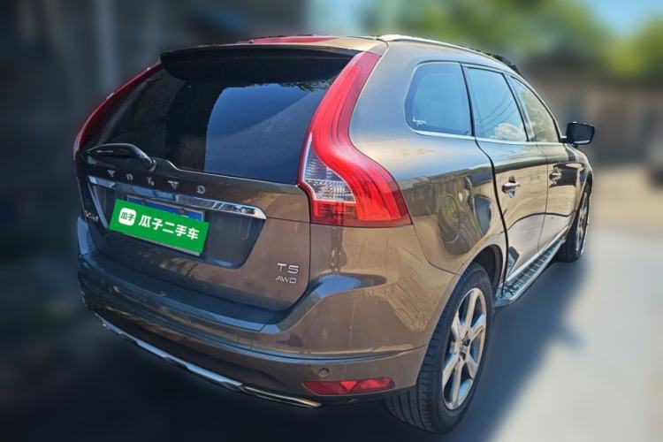 Used Volvo XC60 2015 T5 AWD Smart Drive Edition Rear Right 45 Deg