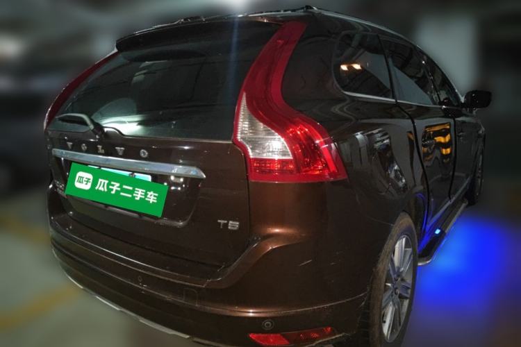 Used Volvo XC60 2015 T5 Smart Upgrade Model Rear Right 45 Deg