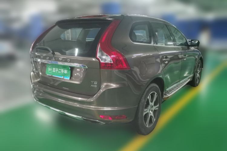 Used Volvo XC60 2015 T5 AWD Zhiyuan Edition Rear Right 45 Deg
