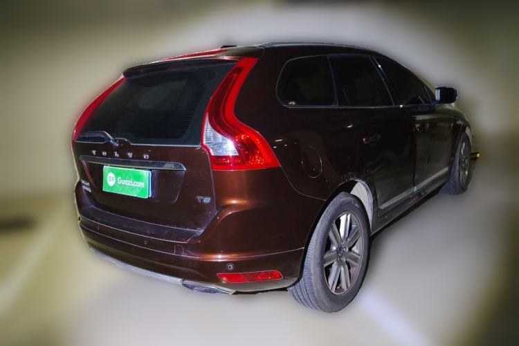 Used Volvo XC60 2015 T5 Smart Upgrade Model Rear Right 45 Deg