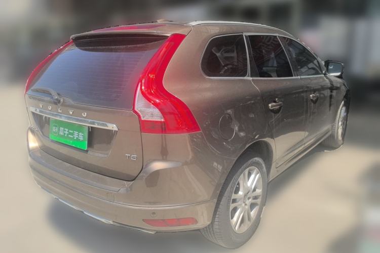 Used Volvo XC60 2015 T5 Smart Upgrade Model Rear Right 45 Deg