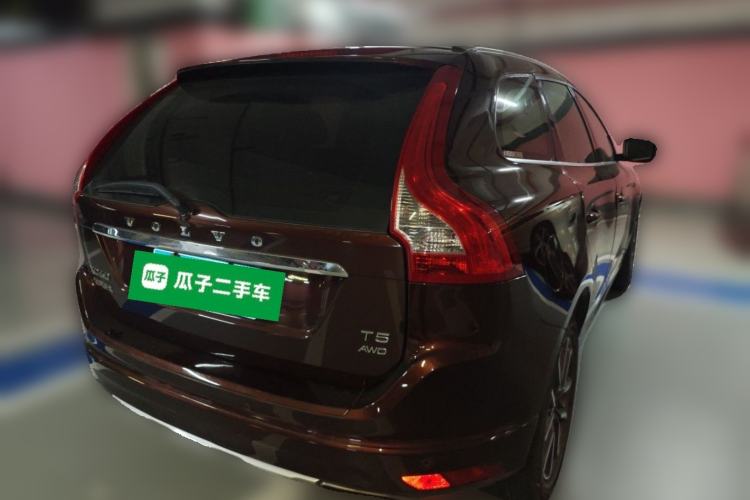 Used Volvo XC60 2015 T5 AWD Smart Drive Edition Rear Right 45 Deg