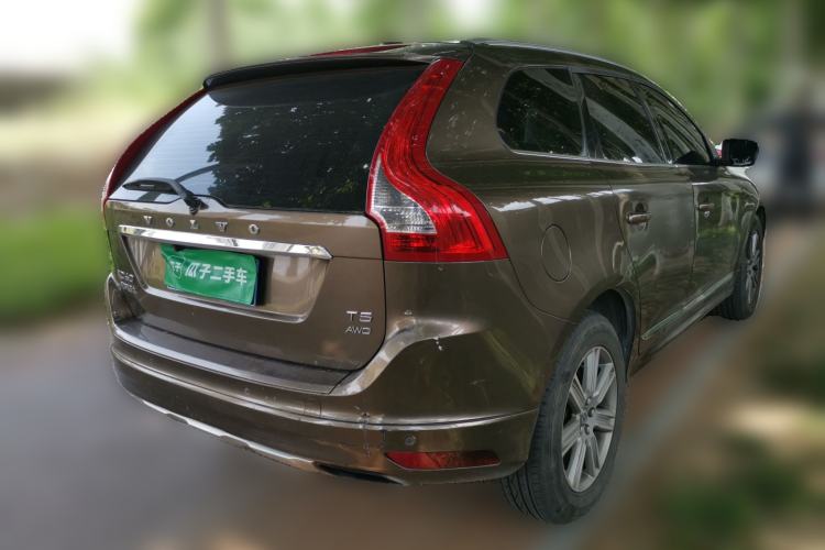 Used Volvo XC60 2015 T5 AWD Zhiyuan Edition Rear Right 45 Deg
