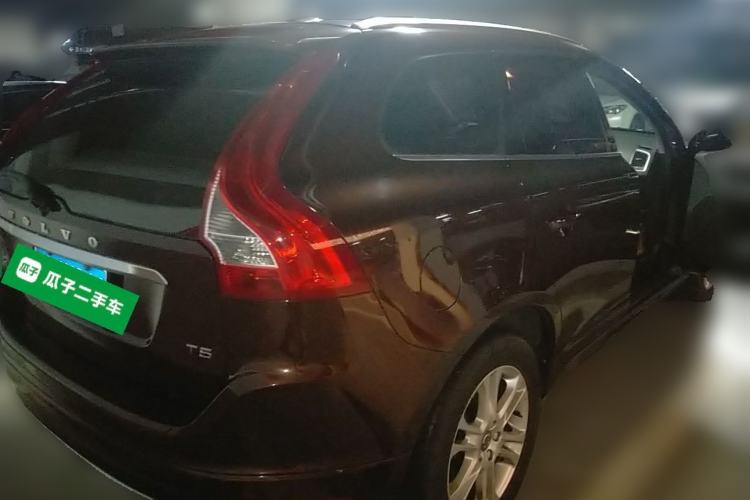 Used Volvo XC60 2015 T5 Smart Upgrade Model Rear Right 45 Deg