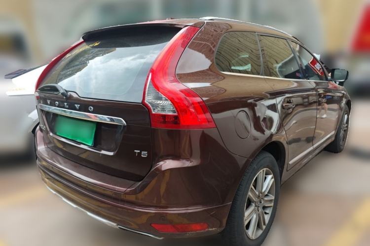 Used Volvo XC60 2015 T5 Smart Upgrade Model Rear Right 45 Deg